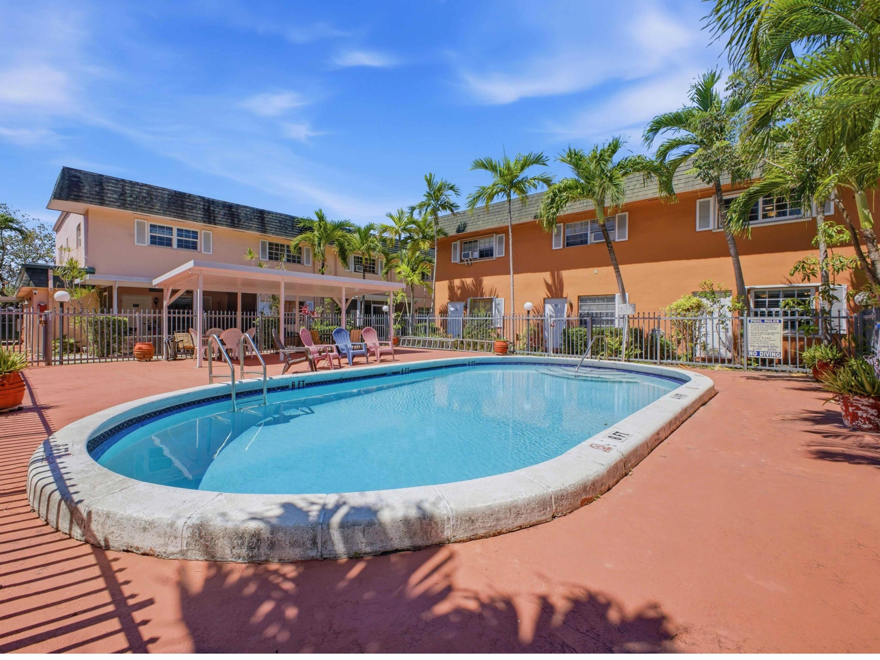 2200 Monroe St #24 - 2200 Monroe St #24, Hollywood, FL 33020 Luxury Property | Jose Angel Pina