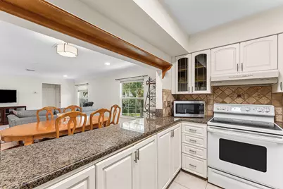 99 Seabreeze Avenue #2, Delray Beach, FL 33483 - Photo 9