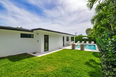 320 Linda Lane, West Palm Beach, FL 33405 - Photo 27