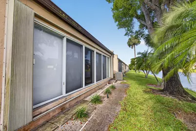 127 Lake Gloria Drive, West Palm Beach, FL 33411 - Photo 39