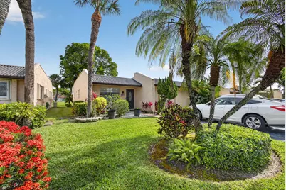 127 Lake Gloria Drive, West Palm Beach, FL 33411 - Photo 1