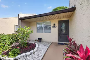 127 Lake Gloria Dr, West Palm Beach, FL 33411 - Photo 5