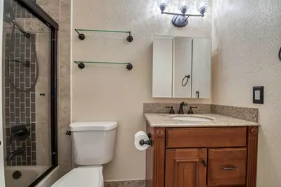 960 Flanders T, Delray Beach, FL 33484 - Photo 13