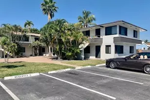 821 N Victoria Park Rd, Fort Lauderdale, FL 33304 - Photo 9