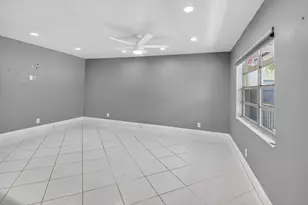 624 Flanders Dr, Delray Beach, FL 33484 - Photo 5