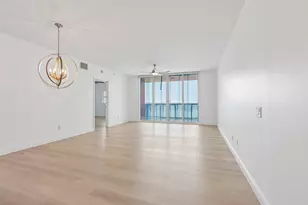 2650 Lake Shore Dr, Riviera Beach, FL 33404 - Photo 3