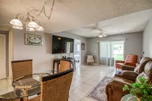 18081 SE Country Club Dr, Jupiter, FL 33469 - Photo 3