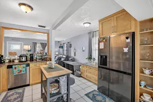 131 SW 7th Terrace, Hallandale Beach, FL 33009 - Photo 21