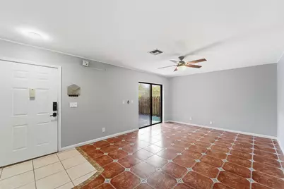 2501 NW 99th Avenue, Coral Springs, FL 33065 - Photo 9