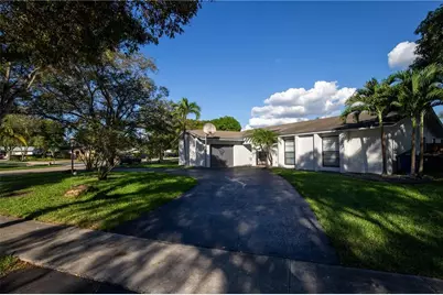 5100 SW 104th Avenue, Cooper City, FL 33328 - Photo 3