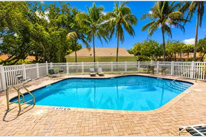 9954 Boynton Gardens Way, Boynton Beach, FL 33437 - Photo 25