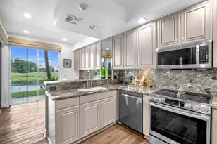 11813 Pebblewood Dr, Wellington, FL 33414 - Photo 7