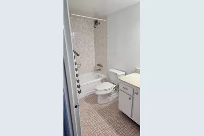2780 NE 183rd Street #2101, Aventura, FL 33160 - Photo 15