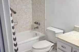 2780 NE 183rd St, Aventura, FL 33160 - Photo 15