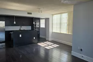 2780 NE 183rd St, Aventura, FL 33160 - Photo 23