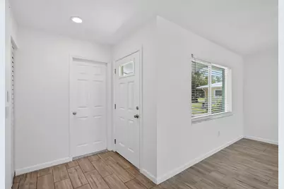 2190 SW Kail Street, Port Saint Lucie, FL 34984 - Photo 3