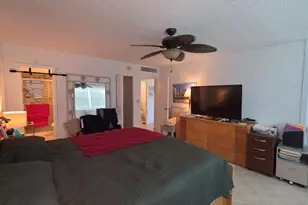 100 Golden Isles Dr, Hallandale Beach, FL 33009 - Photo 15