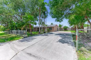 9159 Honeywell Rd, Lake Worth, FL 33467 - Photo 1