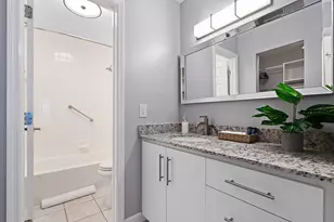 3372 NE 5th Dr, Boca Raton, FL 33431 - Photo 17
