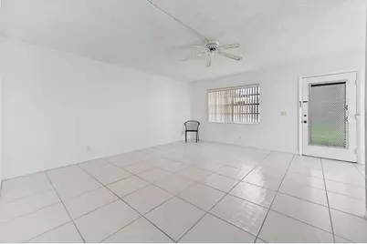 346 Capri #H, Delray Beach, FL 33484 - Photo 3