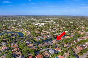 9901 NW 48th Ct, Coral Springs, FL 33076 - Photo 5