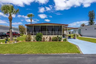 65 Manor Dr, Fort Pierce, FL 34982 - Photo 5