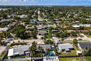 910 NE 23rd Ct, Pompano Beach, FL 33064 - Photo 25