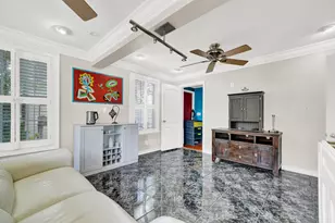 910 NE 23rd Ct, Pompano Beach, FL 33064 - Photo 9