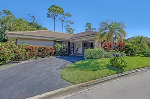 652 Cypress Key Cir, Atlantis, FL 33462 - Photo 1