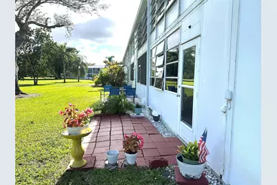 131 Oakridge J, Deerfield Beach, FL 33442 - Photo 21
