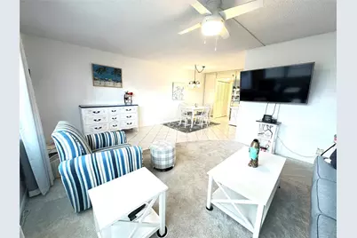 131 Oakridge J, Deerfield Beach, FL 33442 - Photo 3
