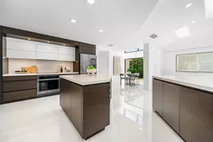 1648 Breakers W Blvd, West Palm Beach, FL 33411 - Photo 17