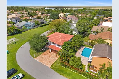 2670 NW 123rd Drive, Coral Springs, FL 33065 - Photo 29