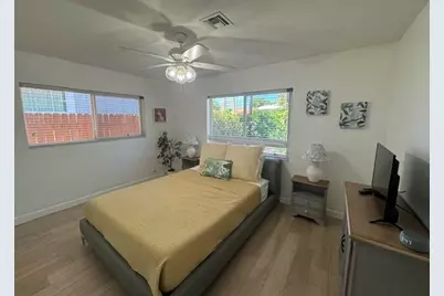 632 SW 8th Avenue, Fort Lauderdale, FL 33315 - Photo 9