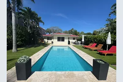 632 SW 8th Avenue, Fort Lauderdale, FL 33315 - Photo 1