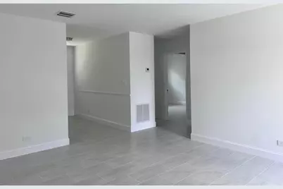 630 Prosperity Farms Road #2, North Palm Beach, FL 33408 - Photo 5