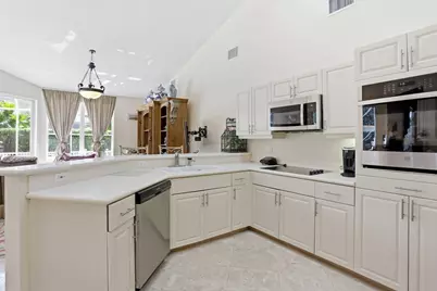 7821 Dorchester Road, Boynton Beach, FL 33472 - Photo 17