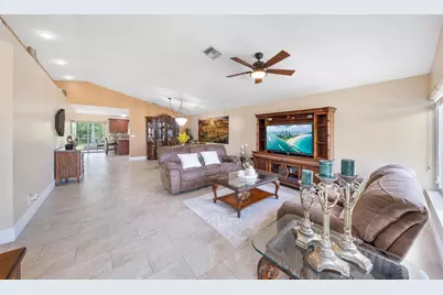 1128 Hatteras Circle, Greenacres, FL 33413 - Photo 7