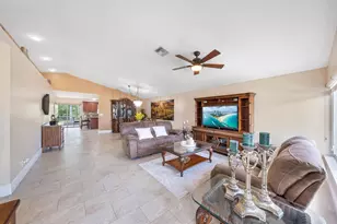 1128 Hatteras Cir, Greenacres, FL 33413 - Photo 7
