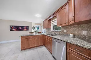 1128 Hatteras Cir, Greenacres, FL 33413 - Photo 19