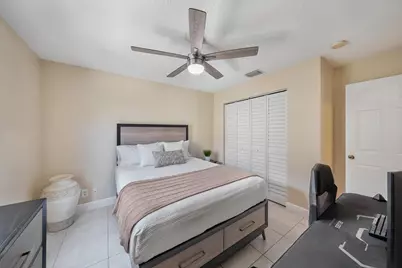 1128 Hatteras Circle, Greenacres, FL 33413 - Photo 29