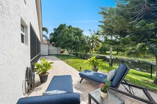 1128 Hatteras Cir, Greenacres, FL 33413 - Photo 45
