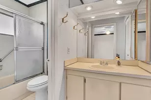 8949 NW 9th Pl, Plantation, FL 33324 - Photo 33