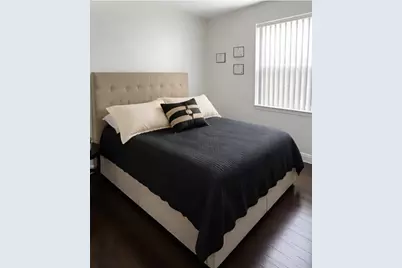 15705 NW 10th Street, Pembroke Pines, FL 33028 - Photo 25