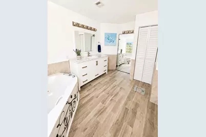 15705 NW 10th Street, Pembroke Pines, FL 33028 - Photo 17
