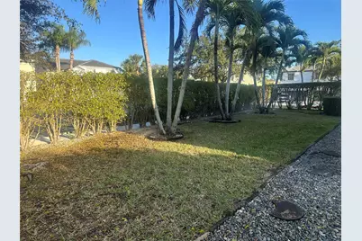 15705 NW 10th Street, Pembroke Pines, FL 33028 - Photo 9