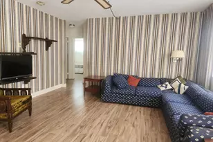 1624 NE 31st Ct, Pompano Beach, FL 33064 - Photo 7