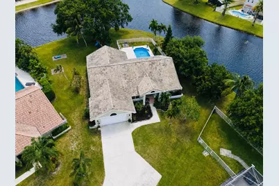 6031 Wedgewood Village Circle, Greenacres, FL 33463 - Photo 3