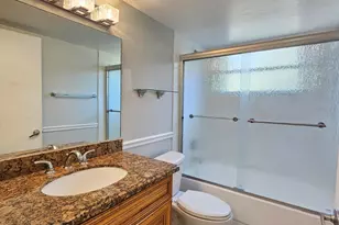 1701 Balfour Point Dr, West Palm Beach, FL 33411 - Photo 11