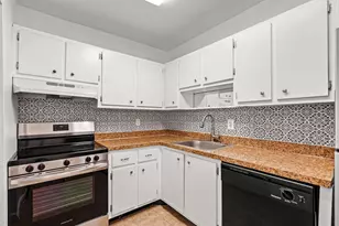 7831 SW 56th St, Miami, FL 33155 - Photo 13